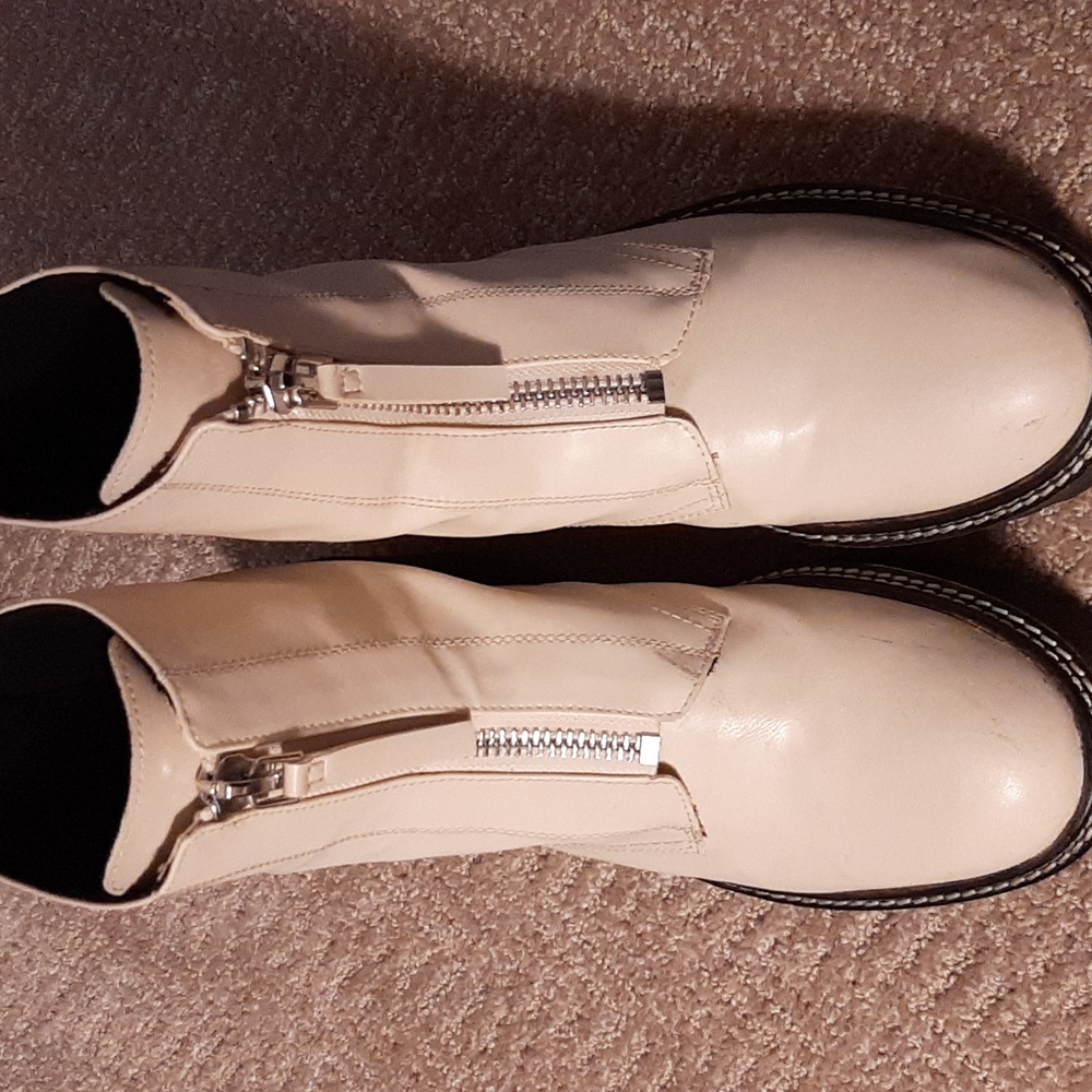 9.5 size platform boots